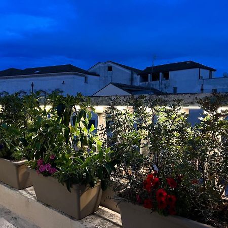 Dante 2 B&B Turi Buitenkant foto